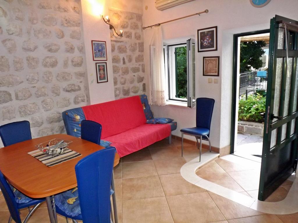 Gudelj Apartments Perast Szoba fotó